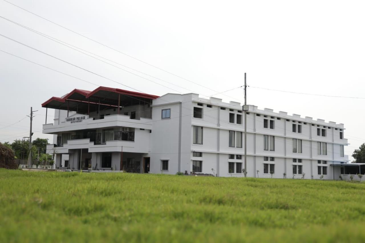 Navkar Palace Hotel & Resort, Sanawad Eksteriør billede